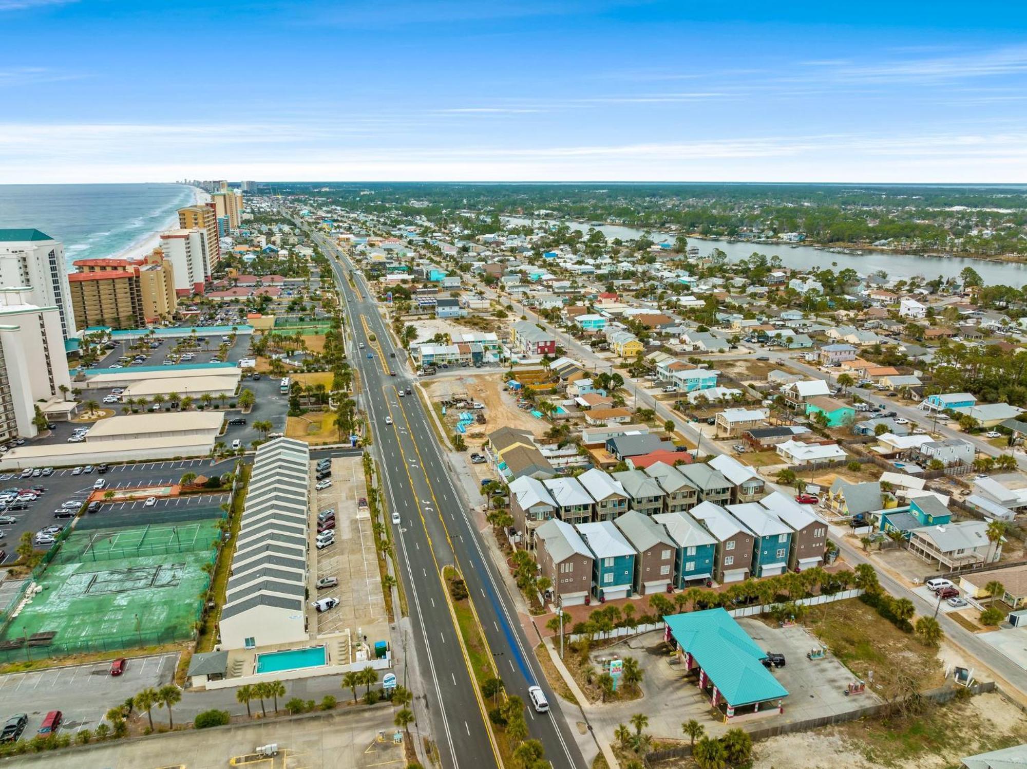 Crescent Moon Palace - A Luxury Home With Pool, Parking, Just Steps To The Beach Panama City Beach Exterior foto